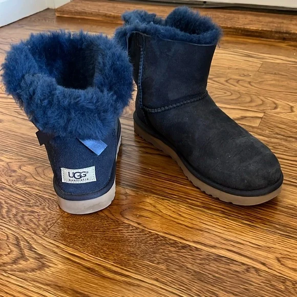 UGG Shoes Ugg Mini Bailey Bow Boots In Navy Size Poshmark